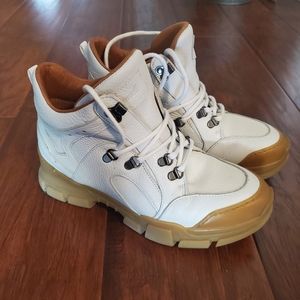 Chunky sole sneakers